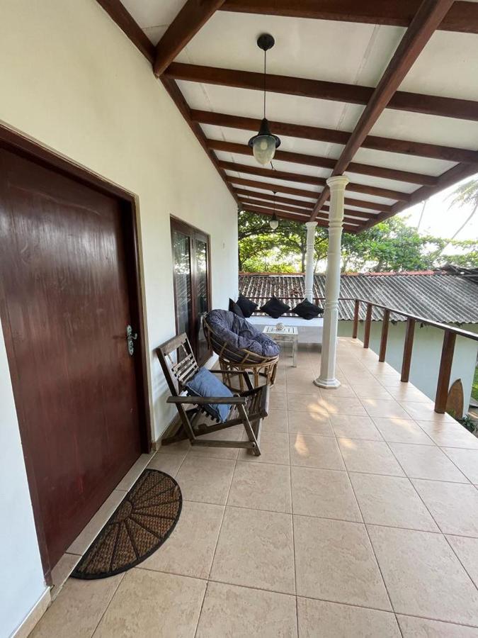 Beach House Kalukatiya - Family Villa, Seaview Room, Garden Room Диквелла Экстерьер фото