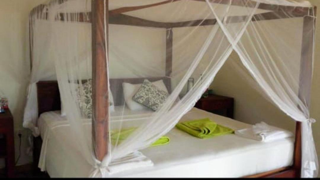 Beach House Kalukatiya - Family Villa, Seaview Room, Garden Room Диквелла Экстерьер фото